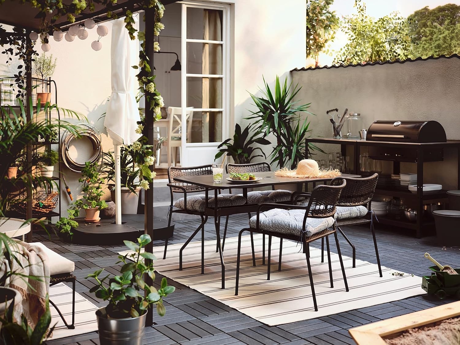 Un jardin esthétique et facile à entretenir aménagé par IKEA