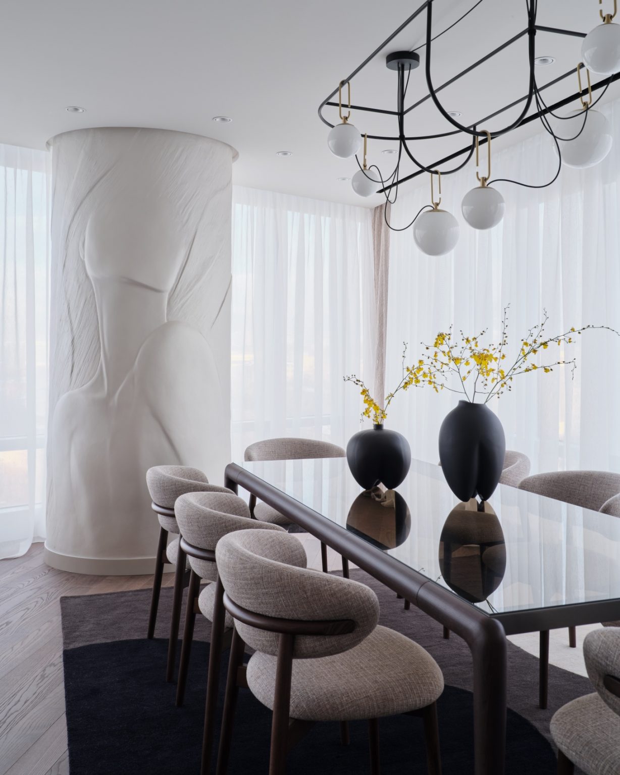 salle à manger décoration design blanche et beige