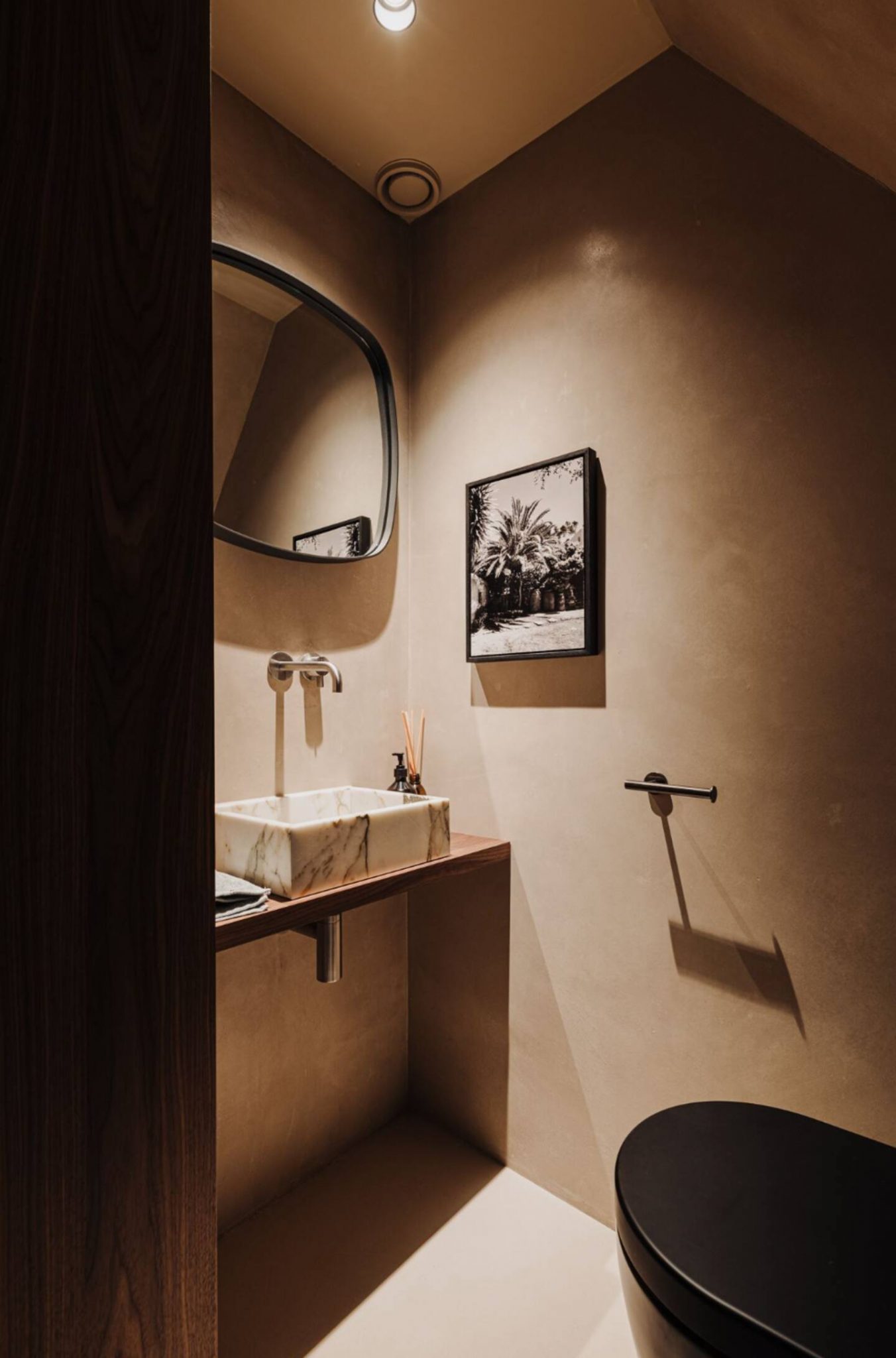 toilettes moderne vasque marbre