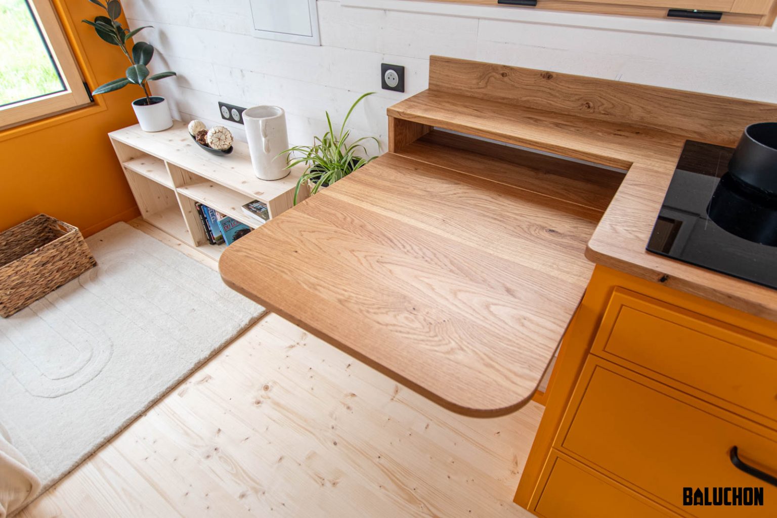 table rétractable mini maison mobile