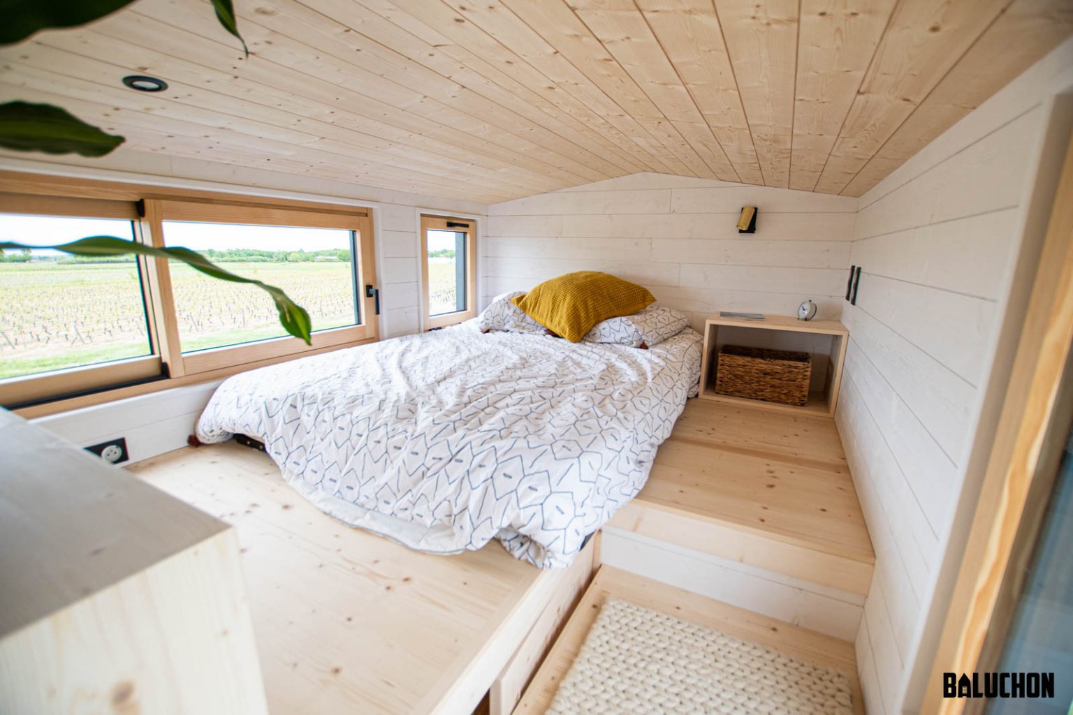 chambre sur mezzanine mini maison mobile