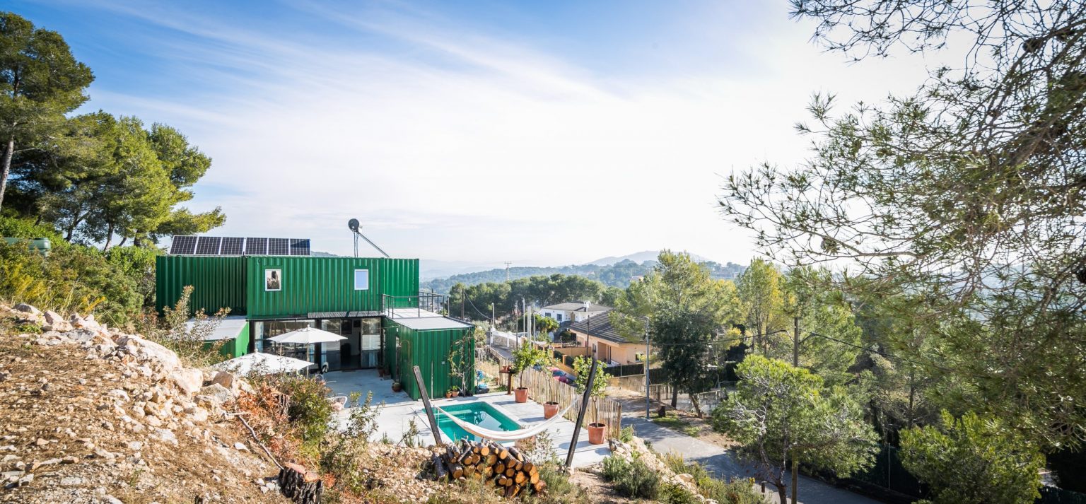 maison container façade verte