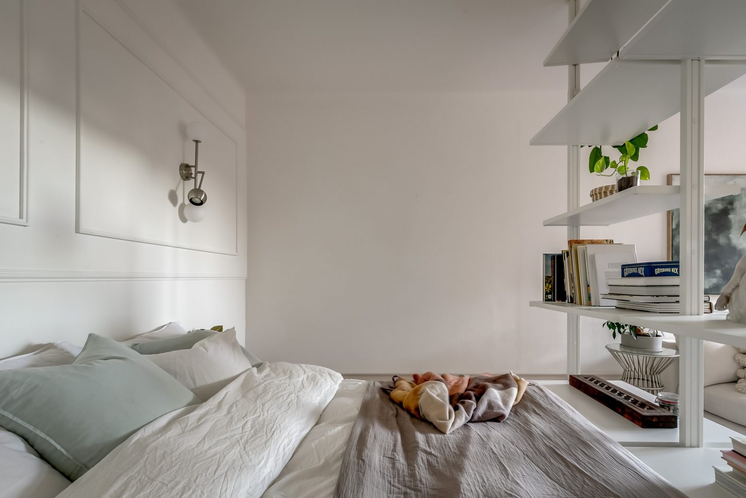 studio 54m2 avec espace chambre crée par meuble Elvarli IKEA