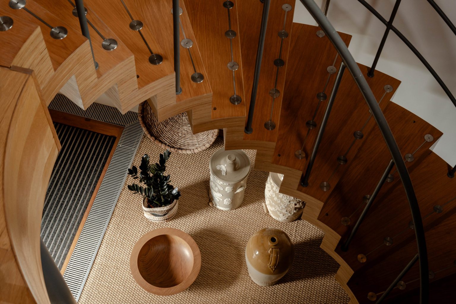 escalier design bois en colimaçon