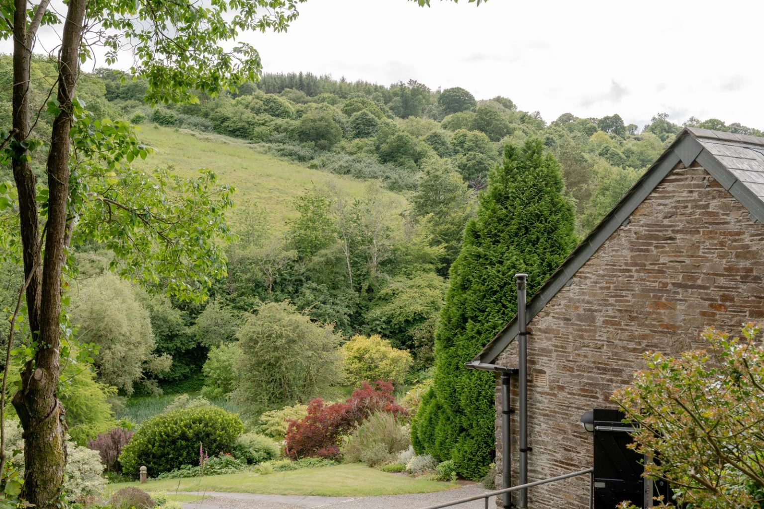maison ancienne rénovée dans la campagne anglaise