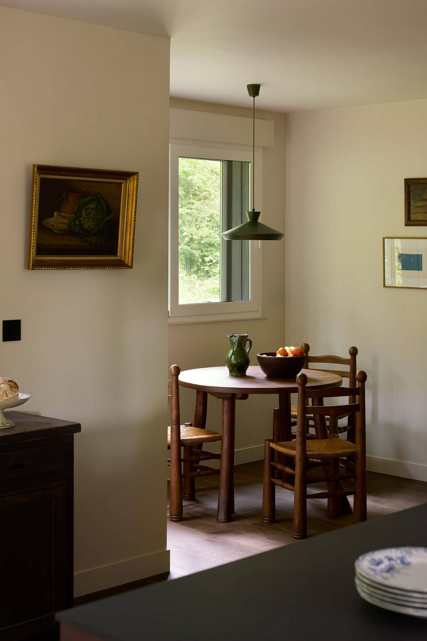 salle à manger décoration contemporaine et rustique Le Vaudoué Velvet House