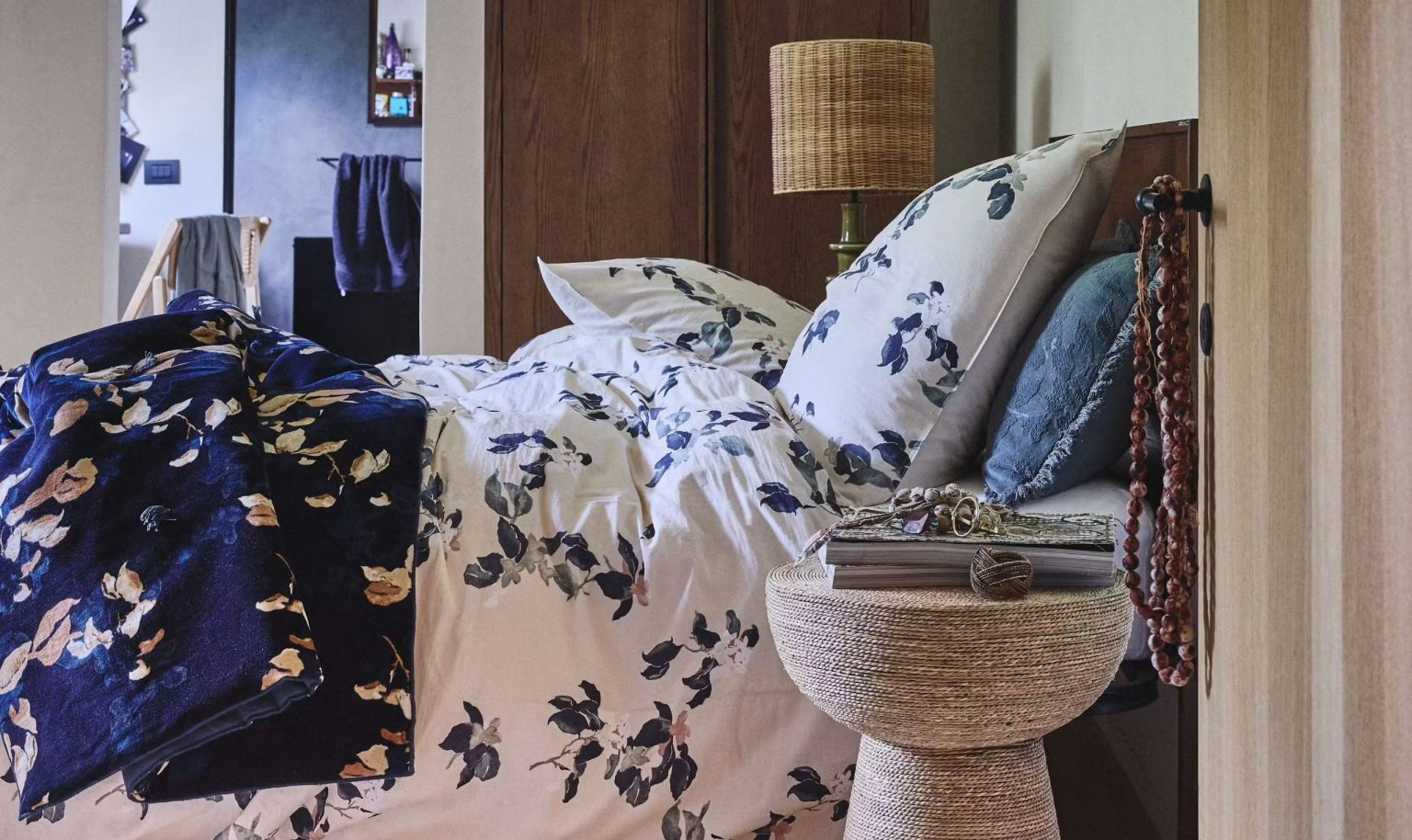 chambre bleue et blanche