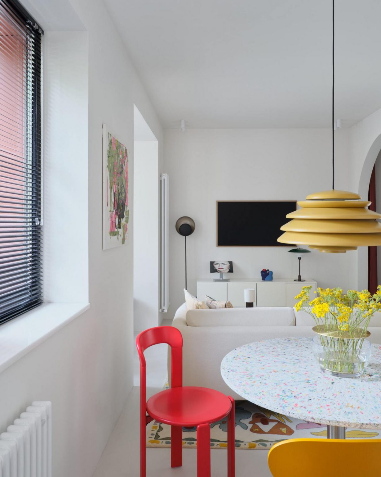 salon et salle à manger décoration design et colorée studio 36m2