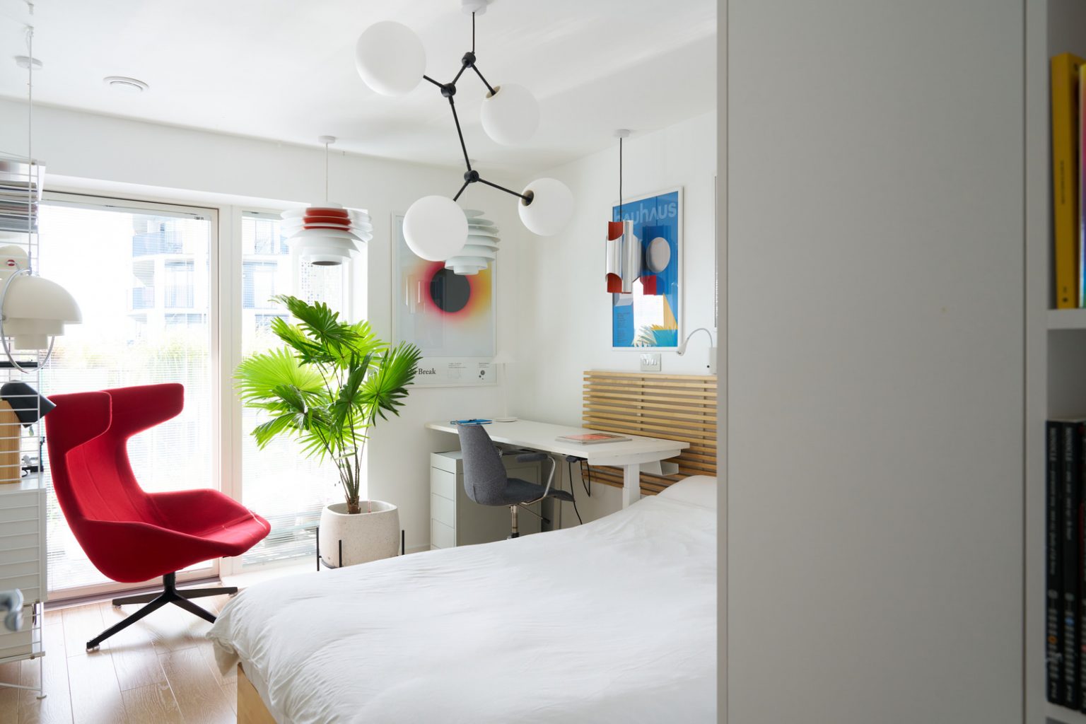 chambre avec bureau décoration contemporaine appartement 48m2