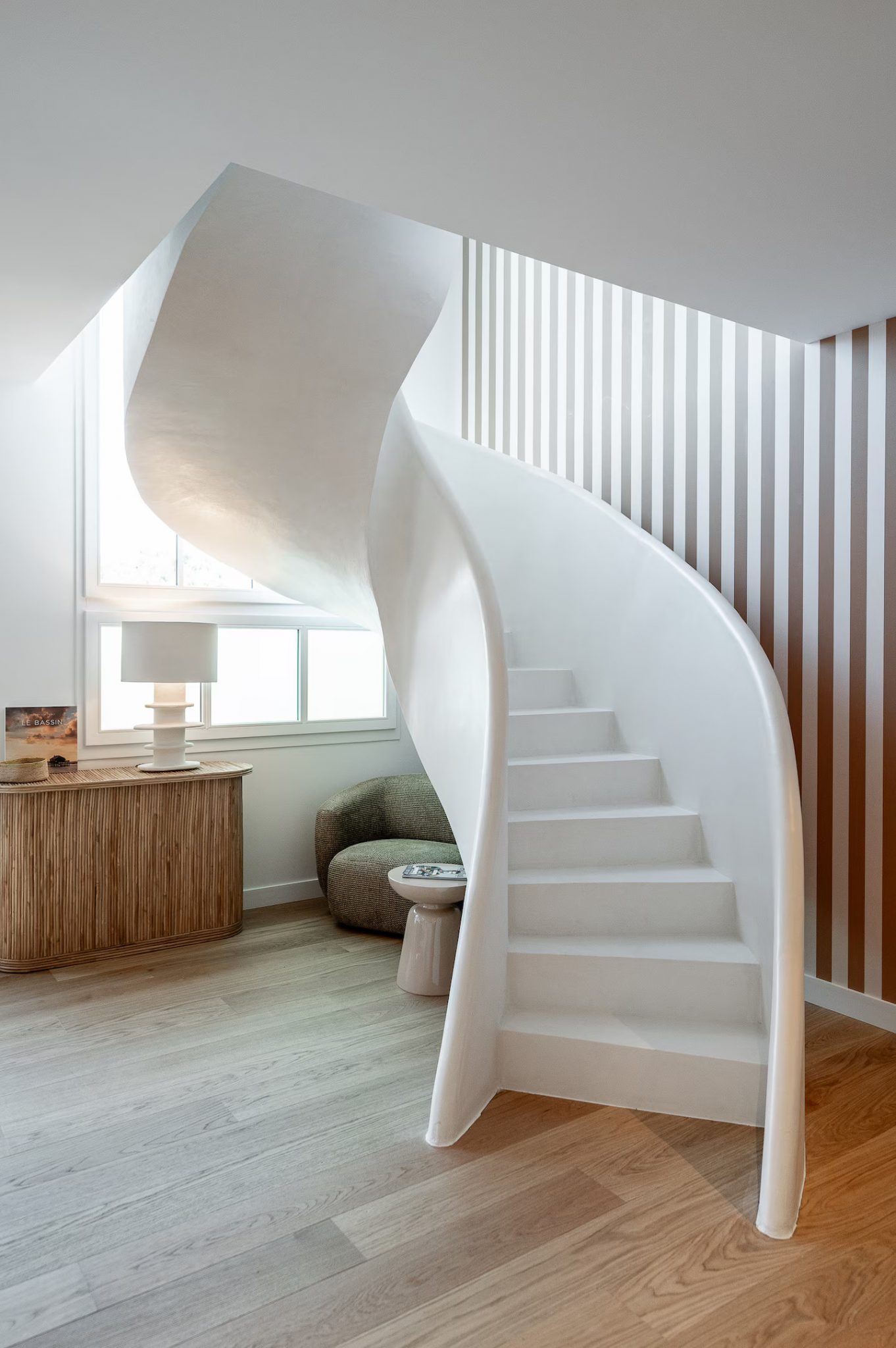 escalier design en plâtre