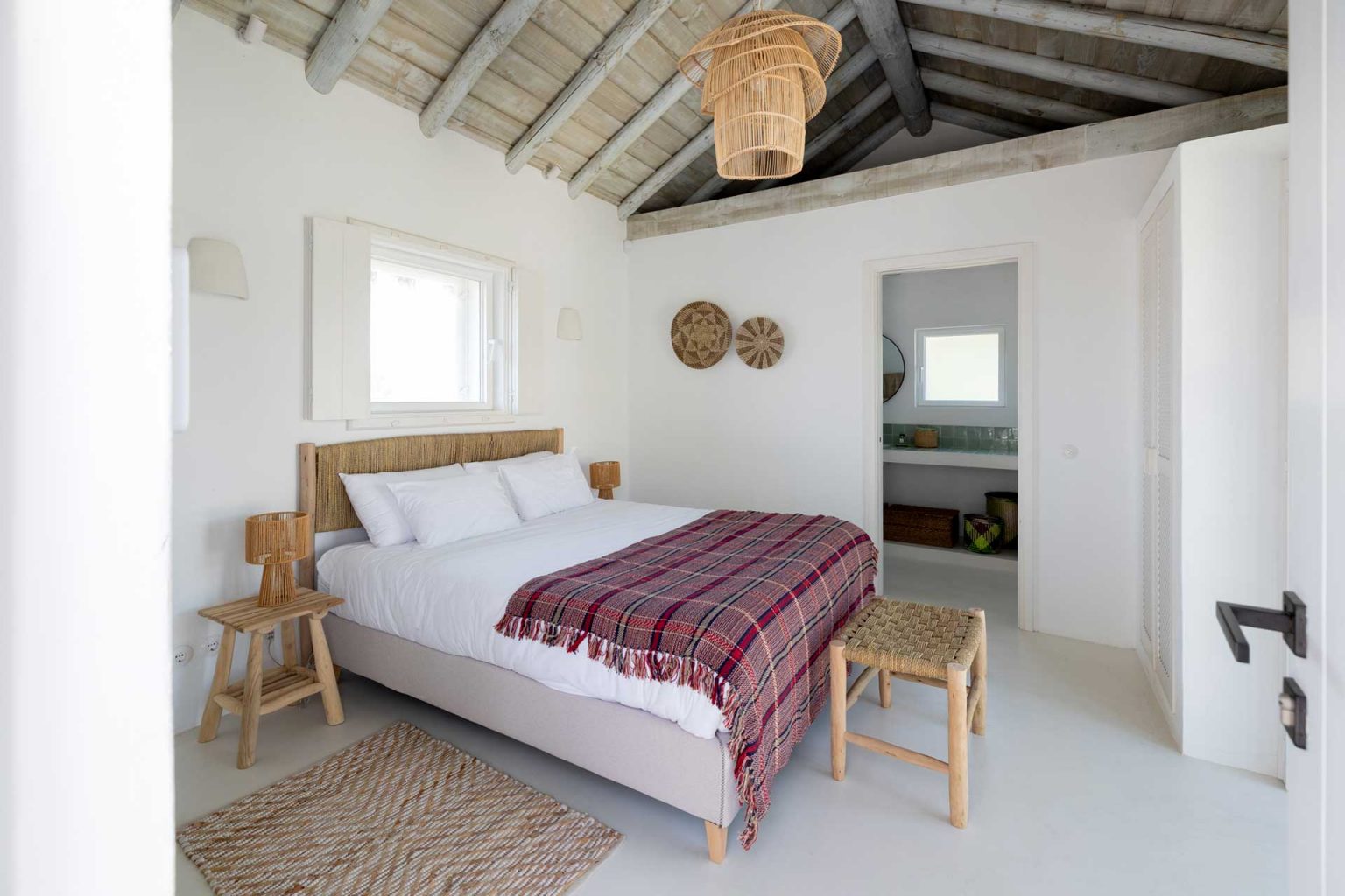 chambre avec poutres décoration rustique chic