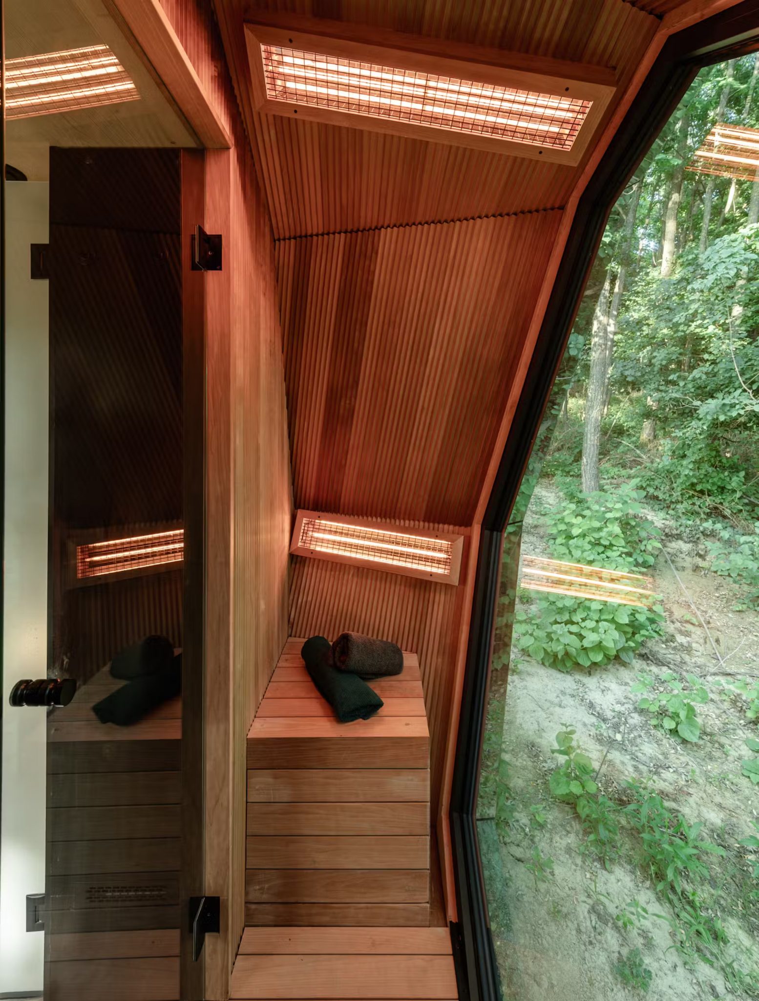 intérieur bois tiny house Pebl Grand par Hello Wood