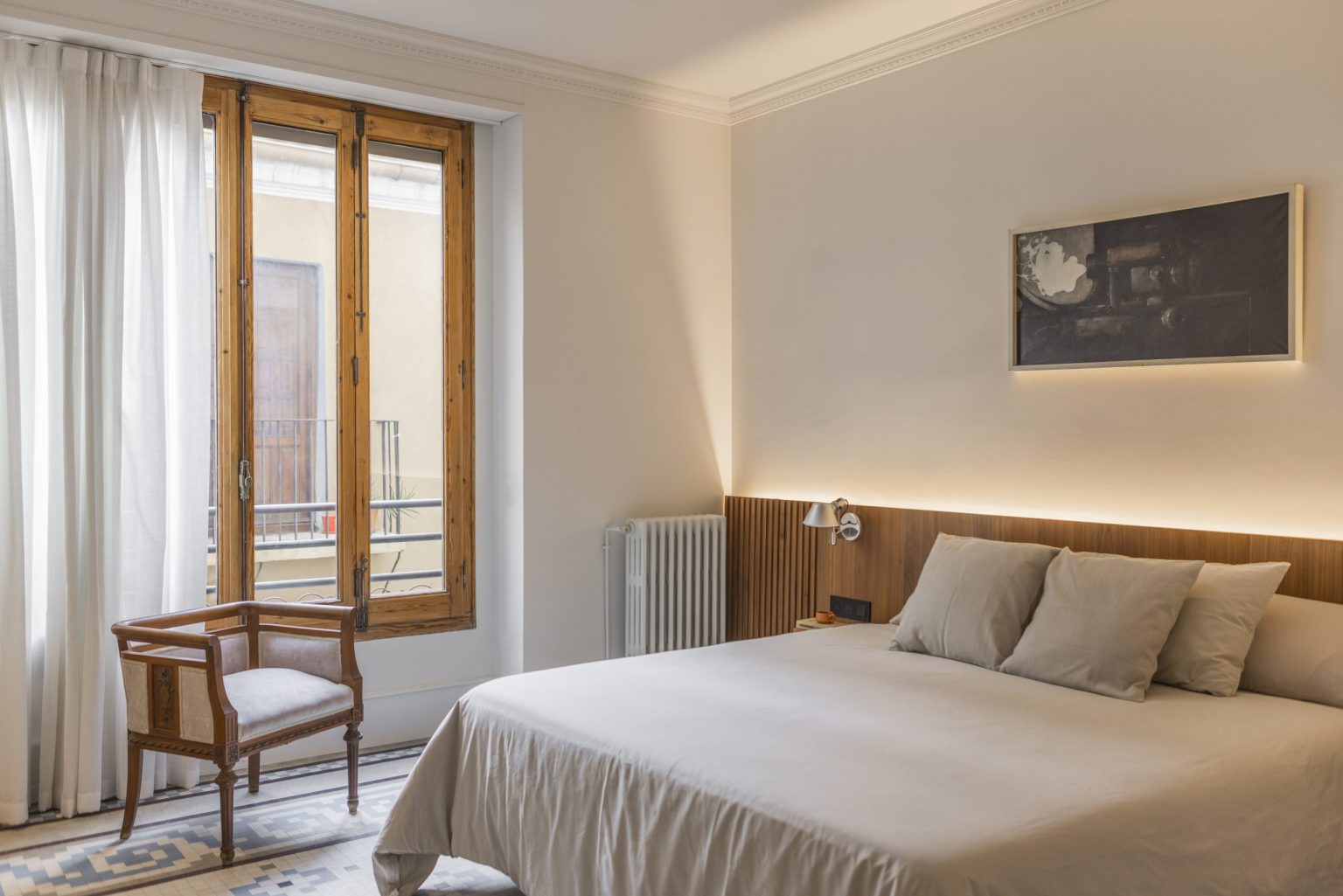 chambre moderne appartement rénové sol céramique Nolla