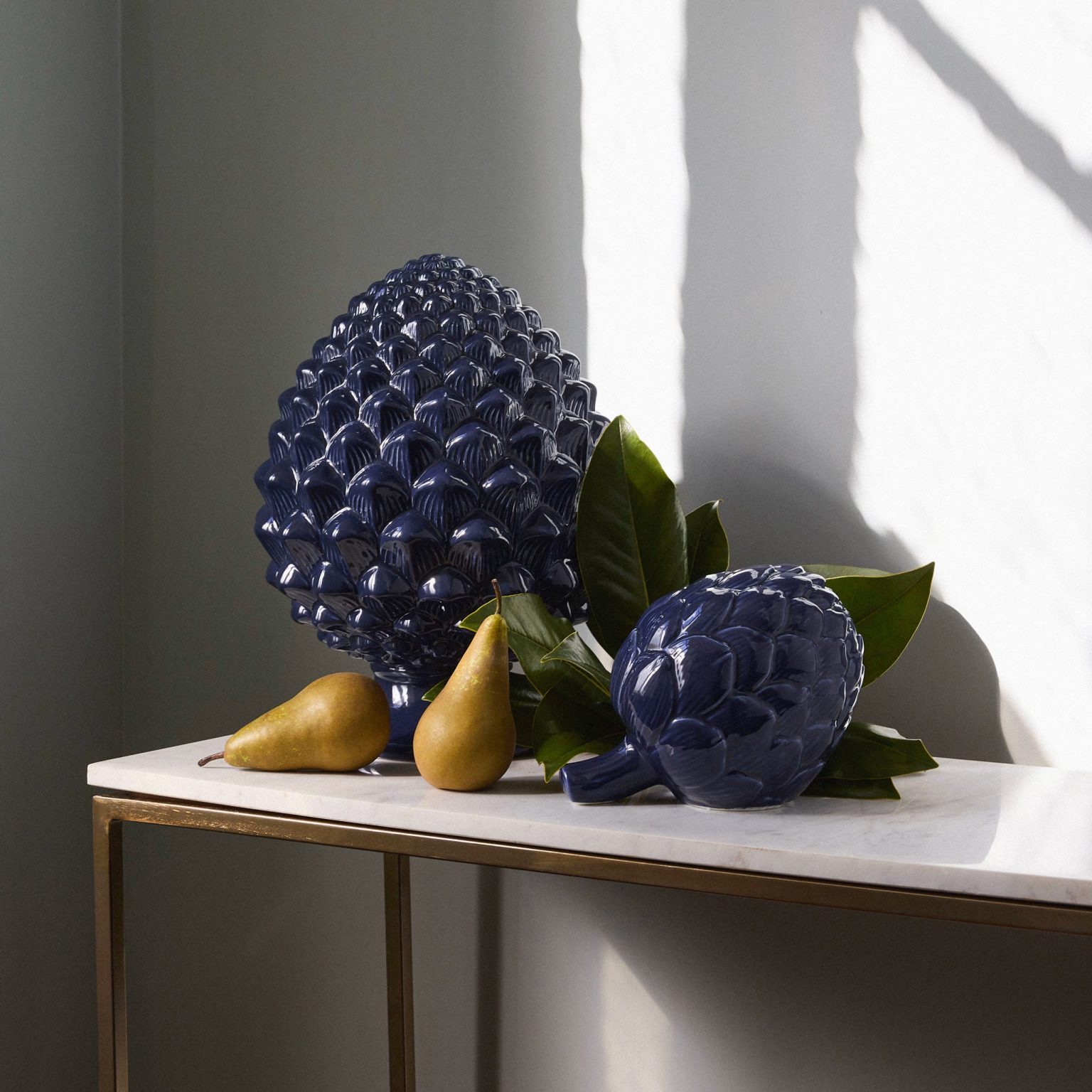 pomme de pin et artichaut céramique bleu marine