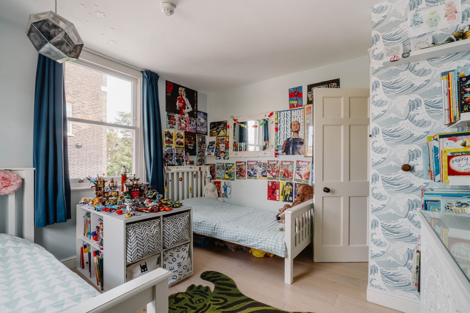 chambre enfants à deux lits décoration contemporaine maison de ville Londres