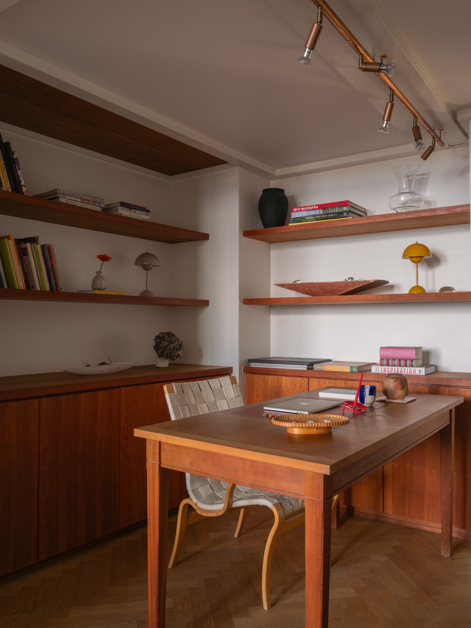 bureau sous mezzanine décoration vintage