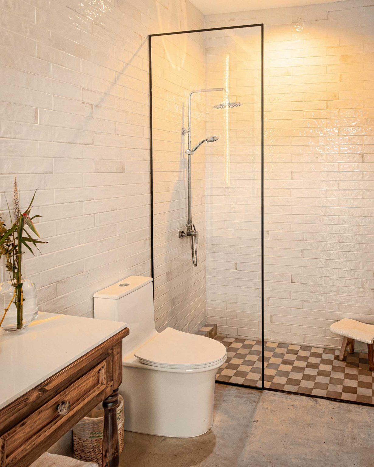 salle de bain zelliges blanches