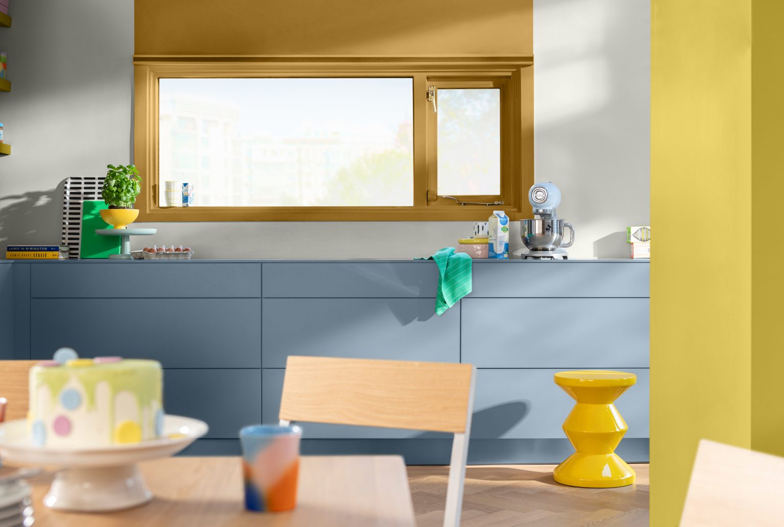 cuisine jaune et bleu couleur de l'année Dulux 2026