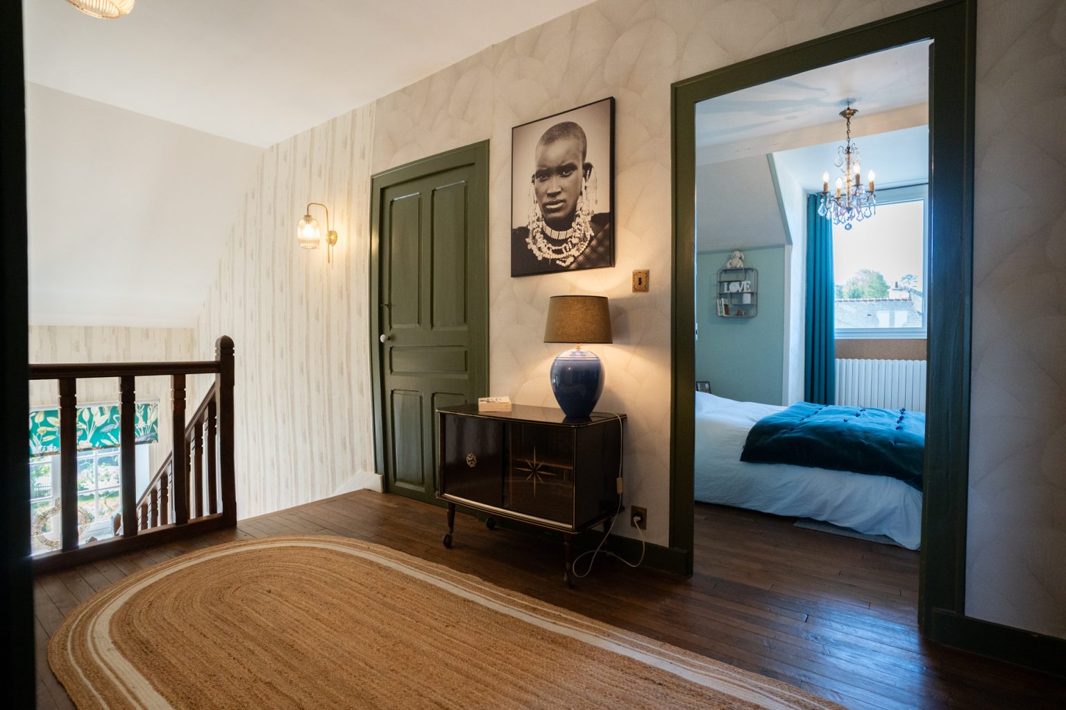 palier maison à étage sol parquet