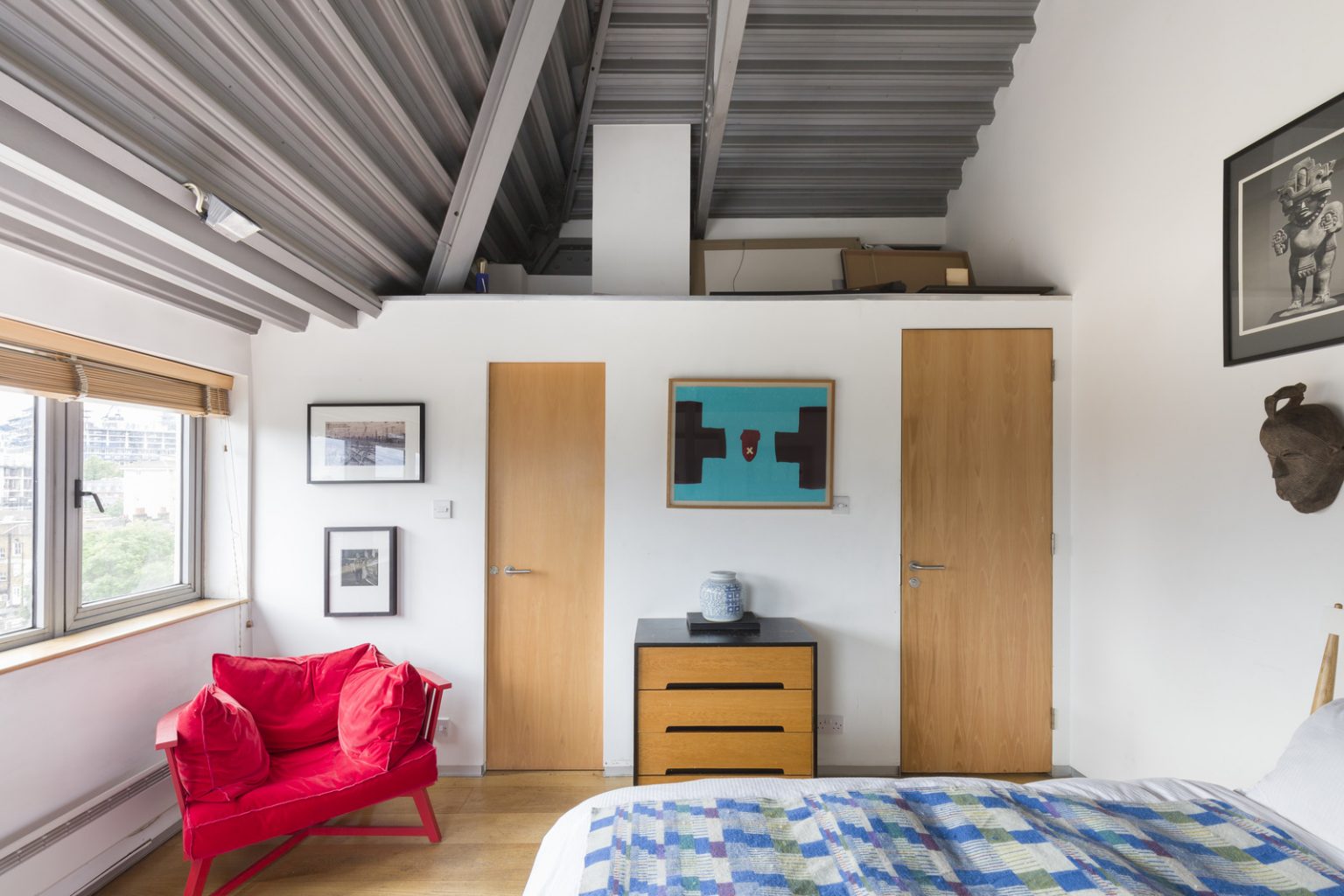 chambre plafond métal loft