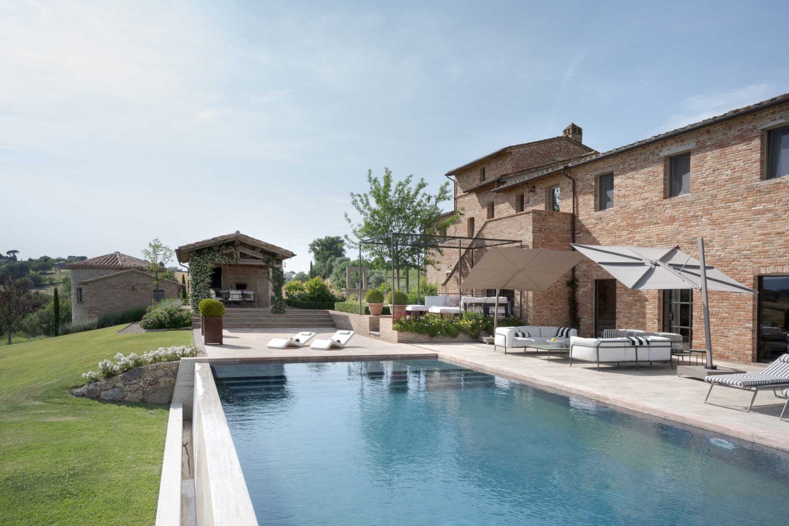 maison en pierres Ombrie avec piscine Il Mandorlo