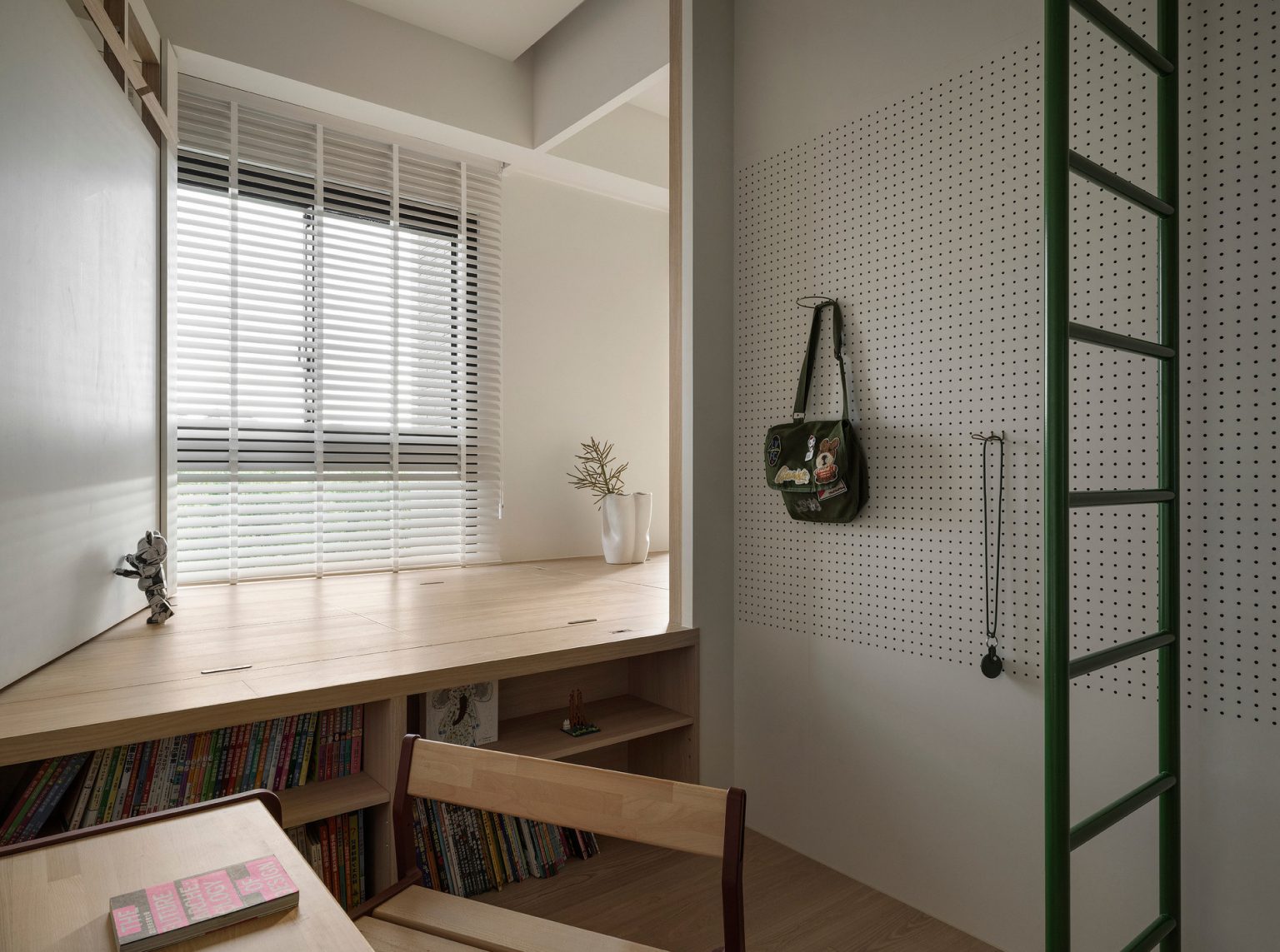 bureau avec estrade