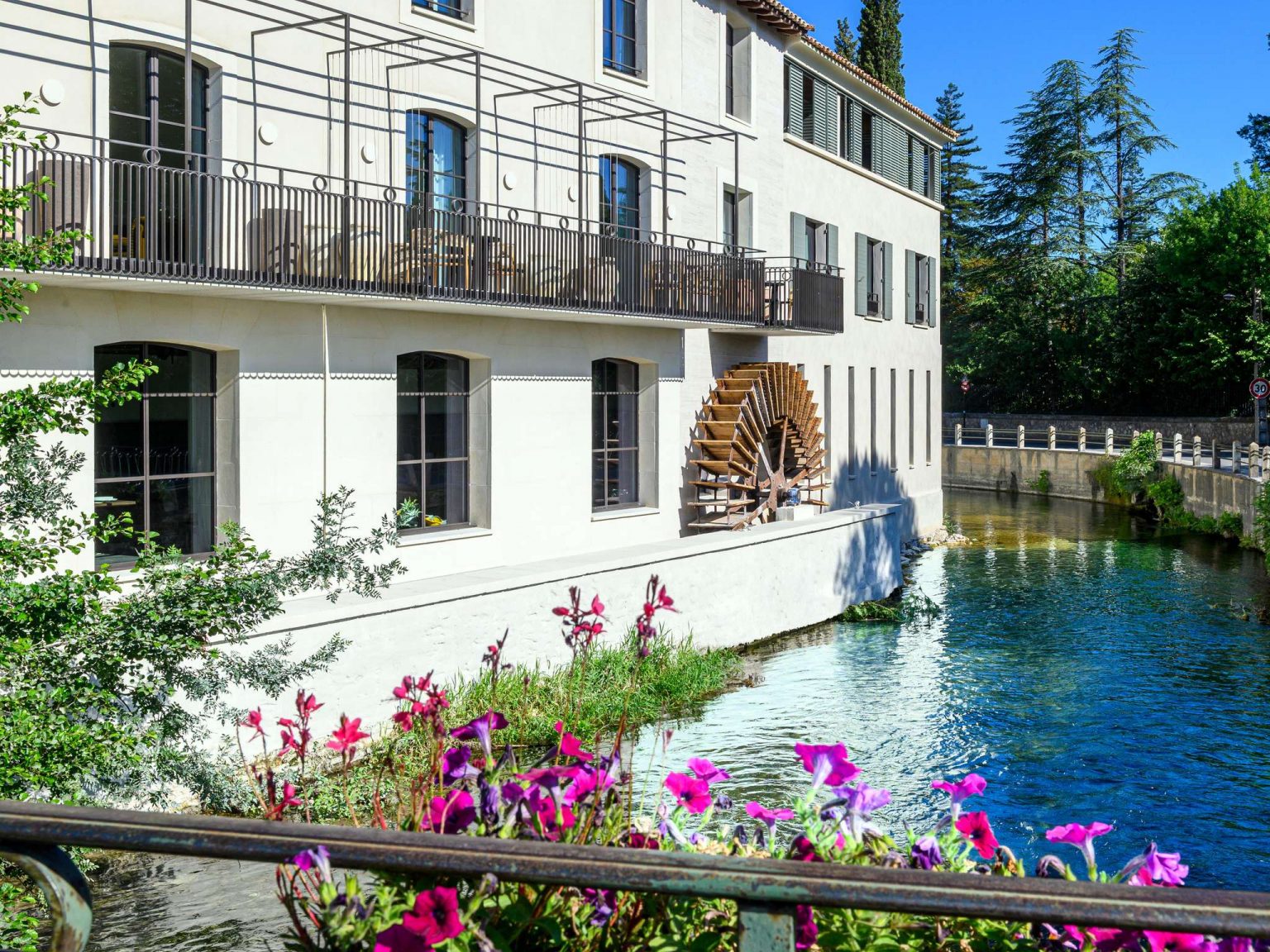 L'Isle de Leos boutique hôtel Patrick Bruel L'Isle sur la Sorgue