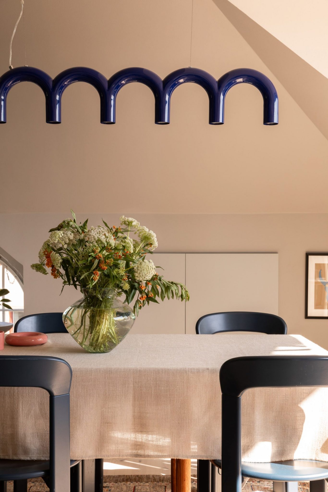 salle à manger avec terrasse décoration scandinave et design