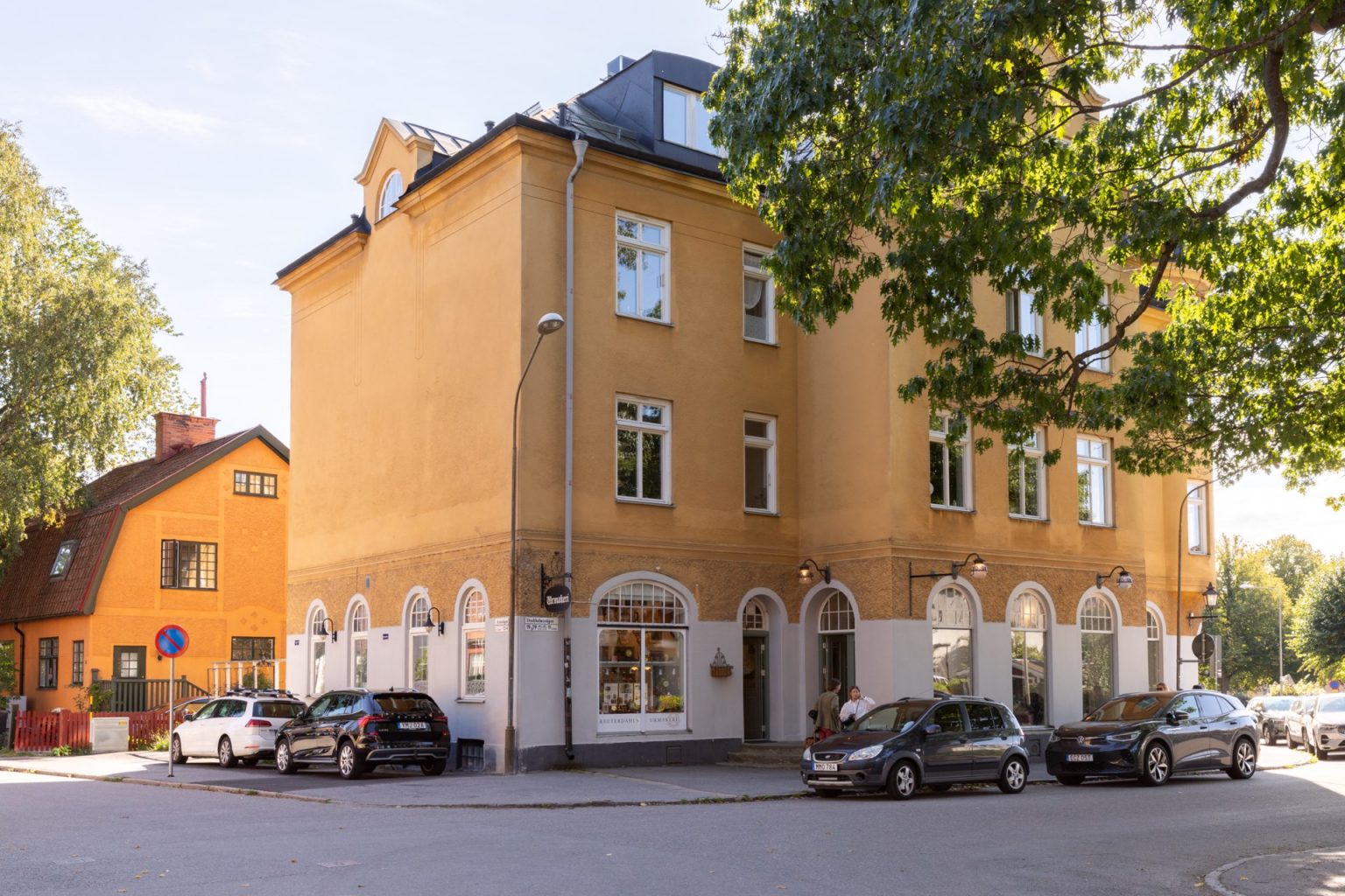 immeuble Suède façade jaune