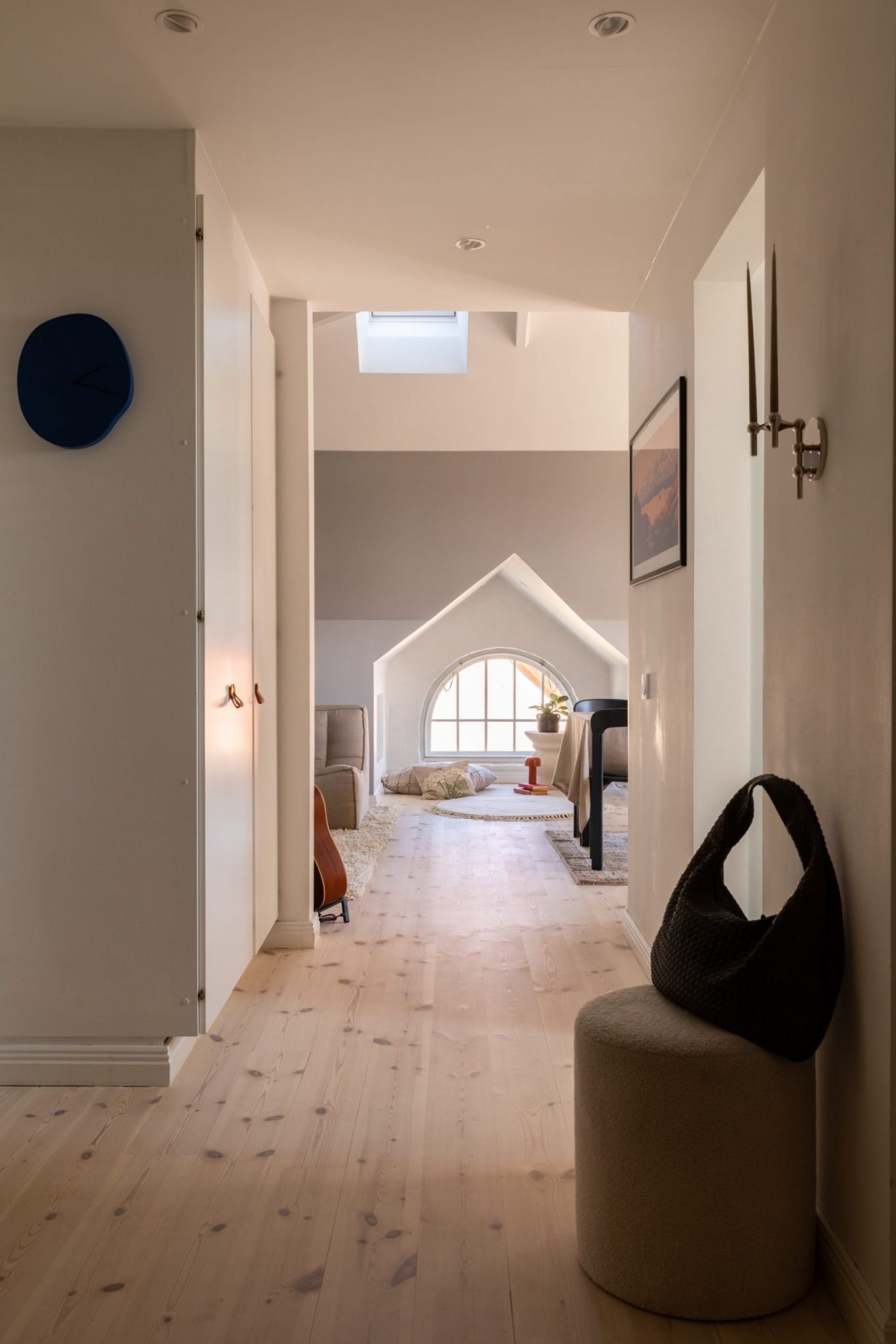 entrée appartement avec parquet