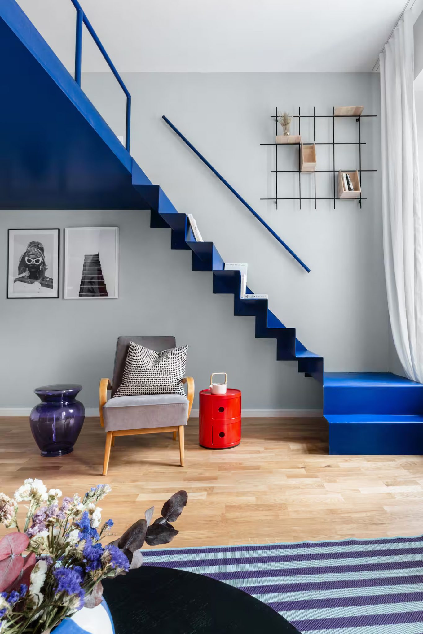 salon avec mezzanine studio en duplex 44m2