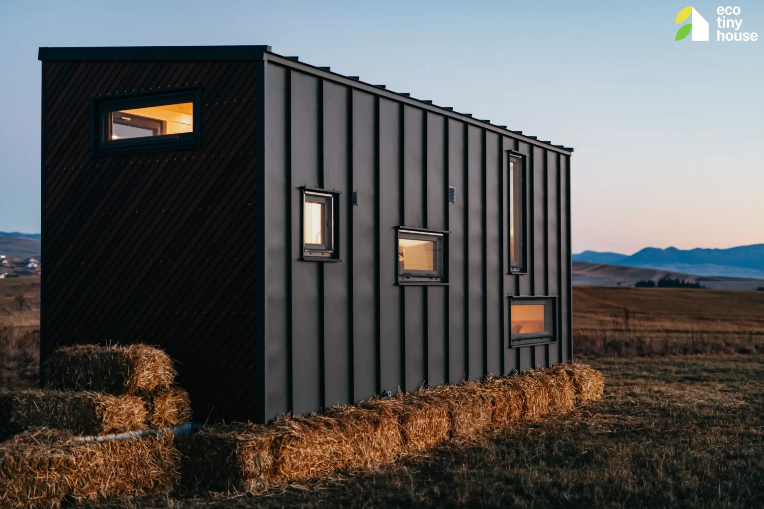tiny house 19m2 Tiny Getaway Eco Tiny House