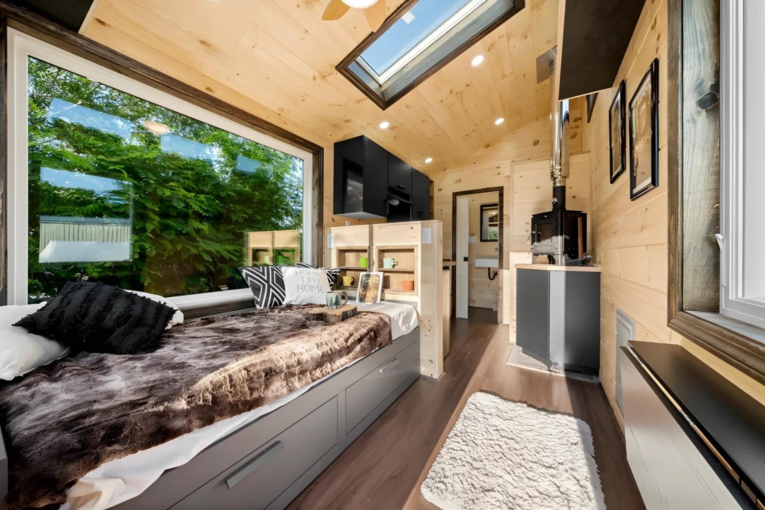 intérieur tiny house 14m2 The Little Lodge par Back Country Tiny Homes
