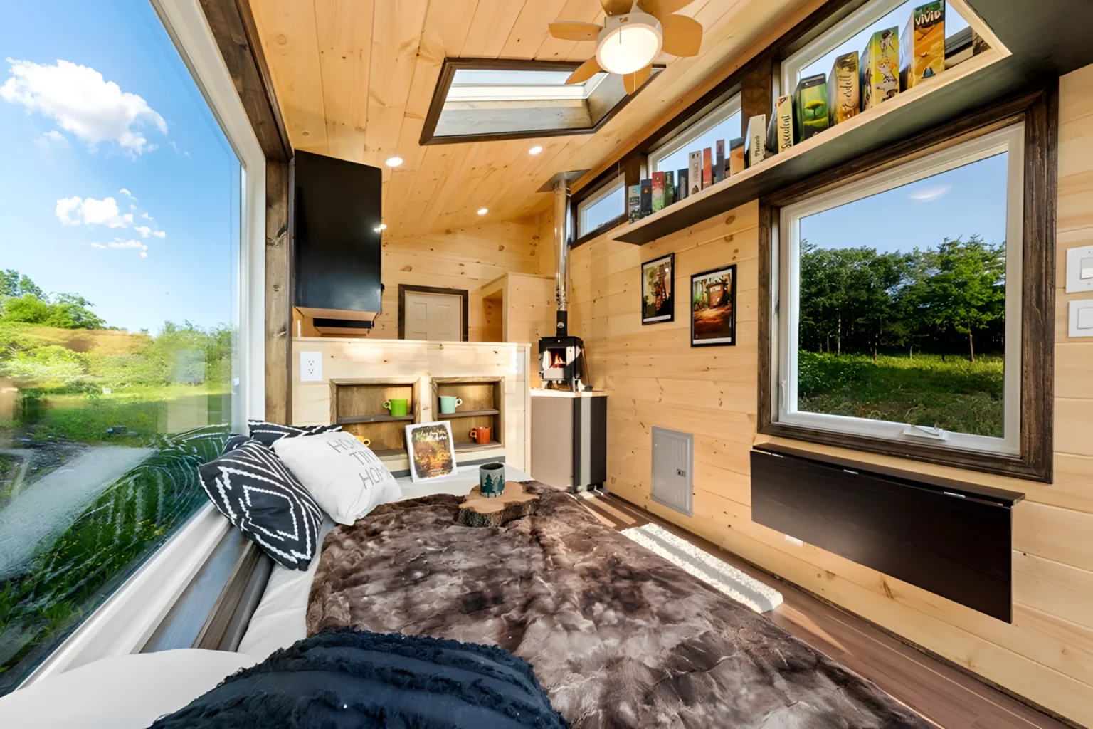intérieur tiny house 14m2 The Little Lodge par Back Country Tiny Homes
