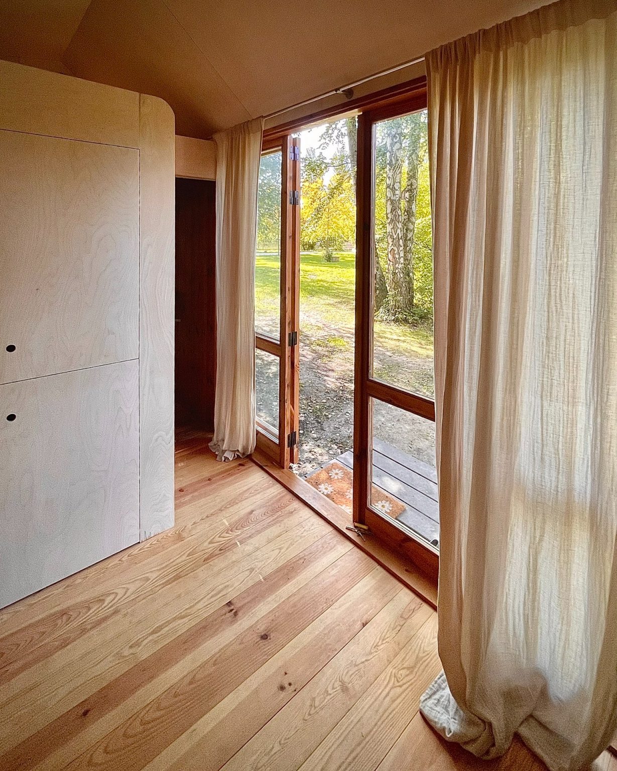 intérieur mini maison mobile Berra Madeiguincho