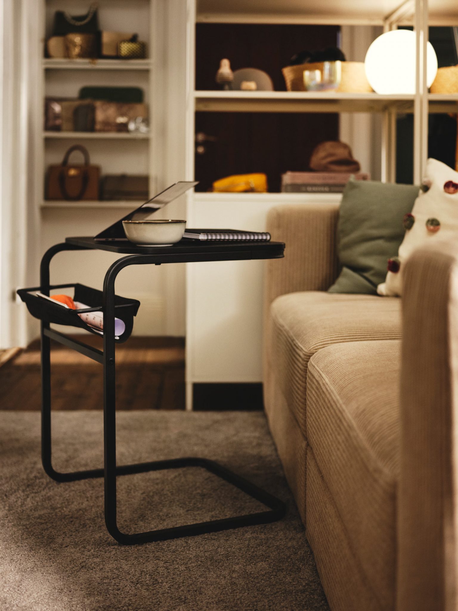 salon avec canapé IKEA