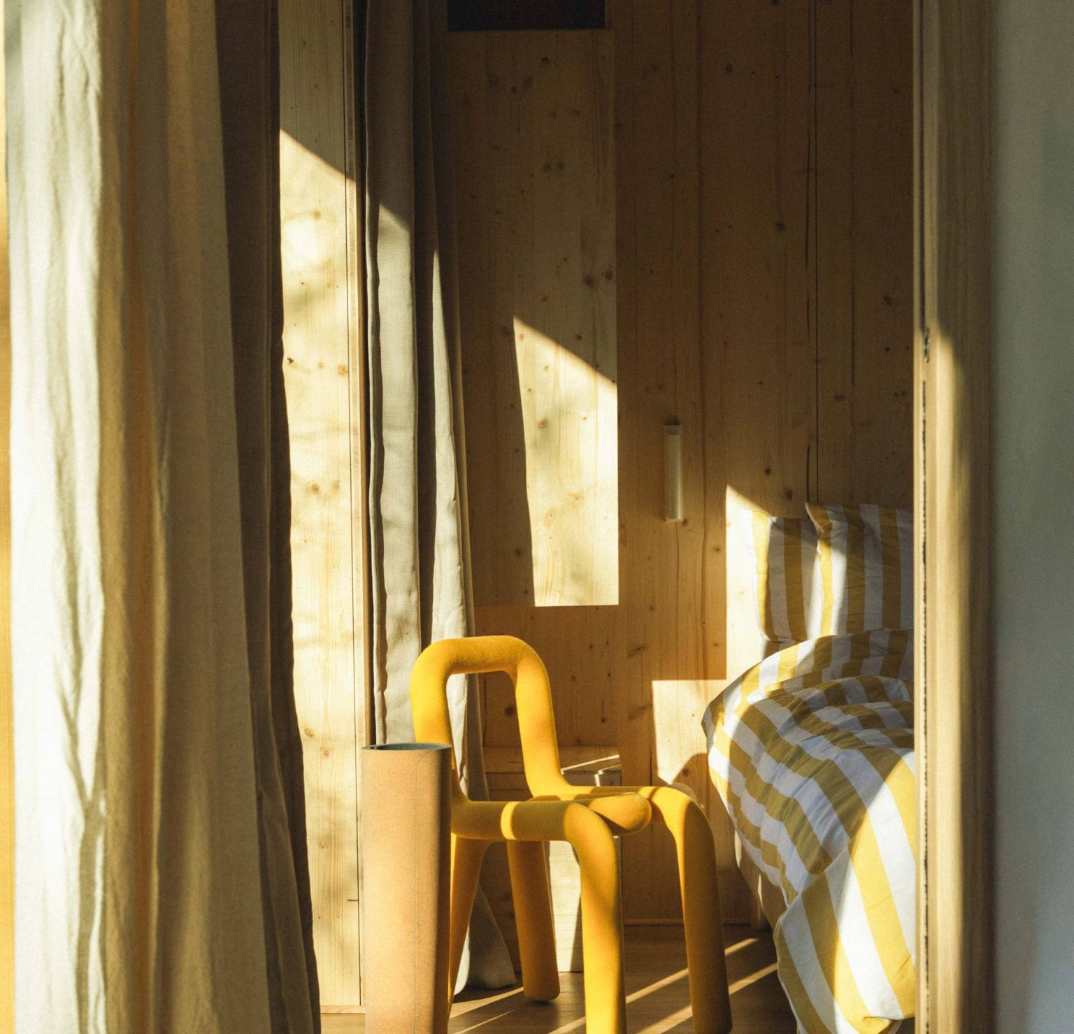 chambre petite maison en bois Bleu Bicoque