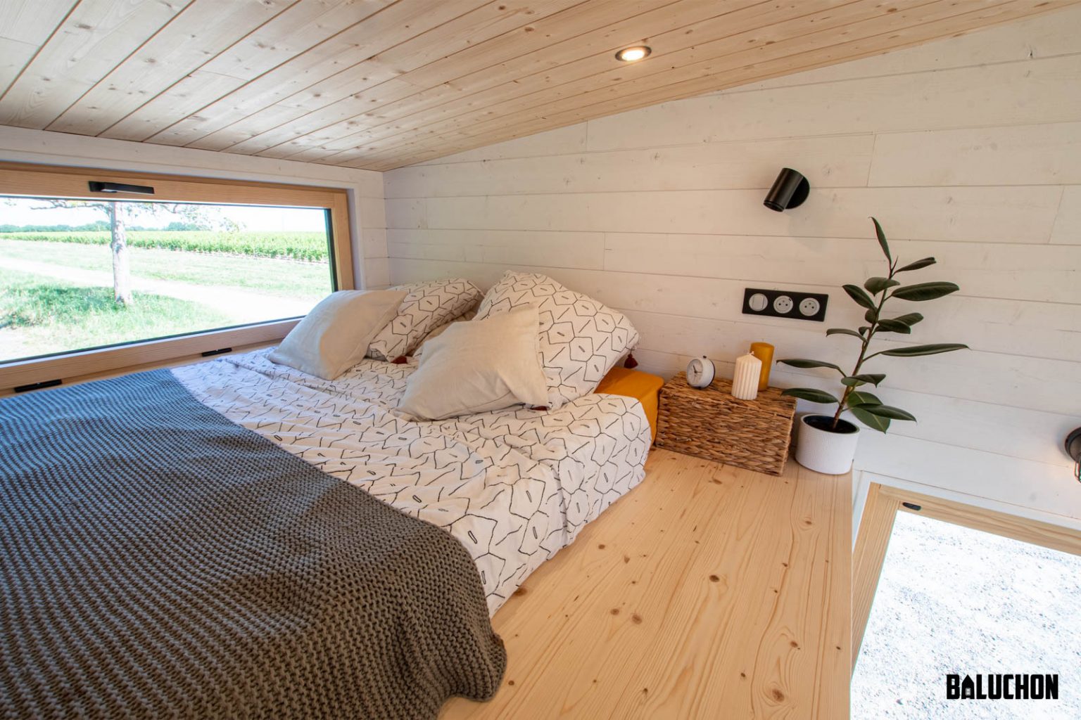 chambre sur mezzanine mini maison mobile française