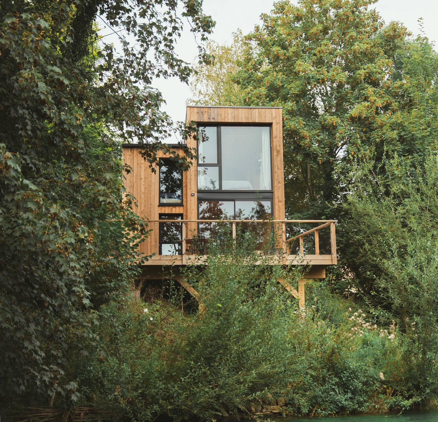 petite maison en bois Bleu Bicoque