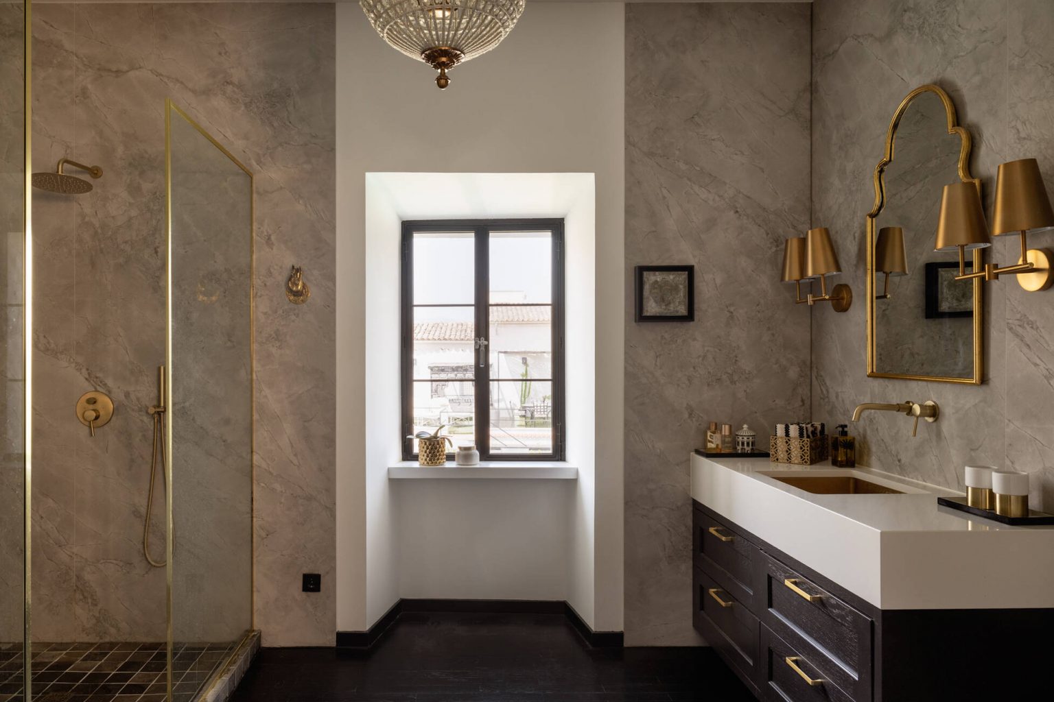 salle de bain classique chic maison Majorque