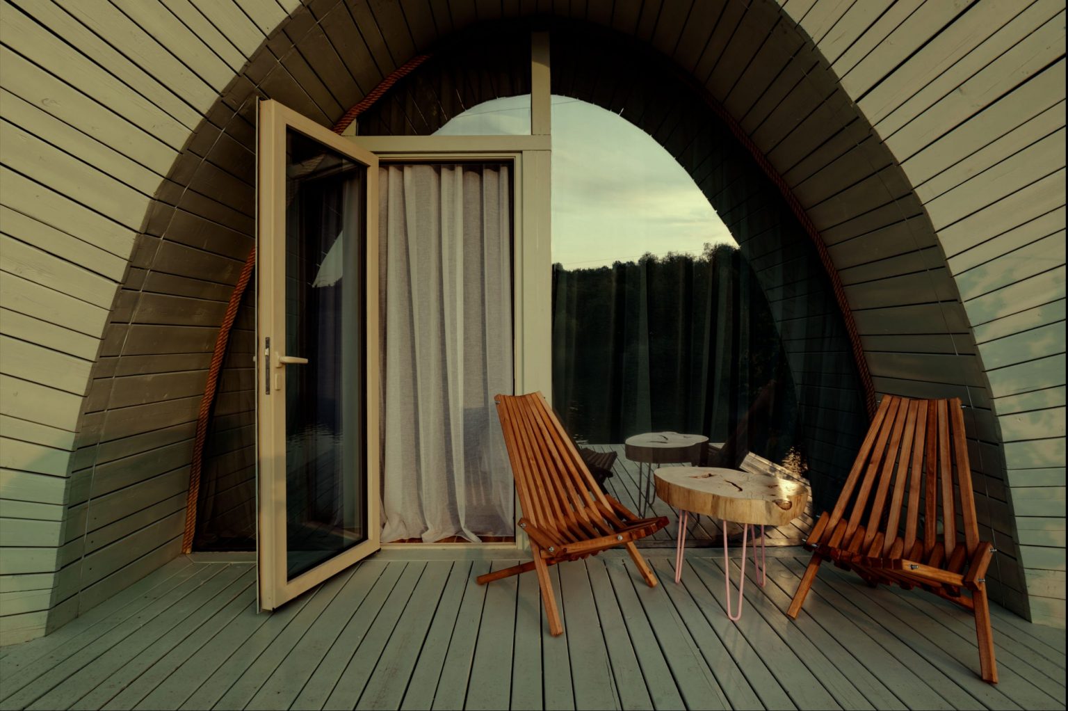 petite maison de 26m2 en Moldavie style cabane Hobbit