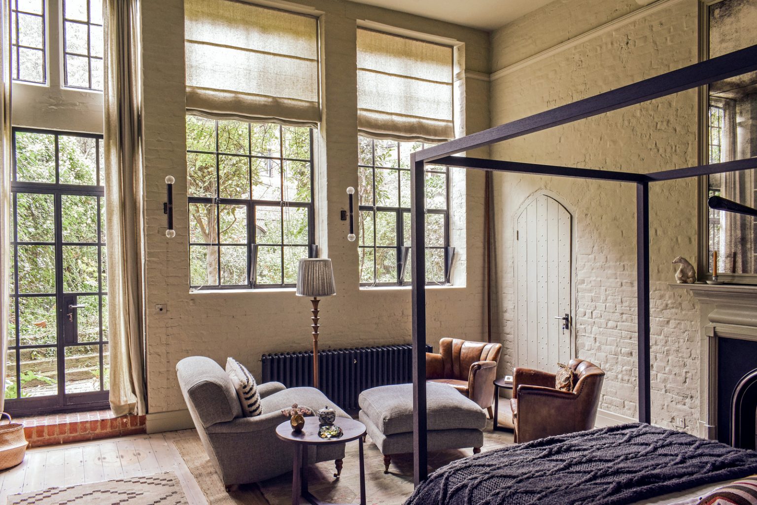 chambre lit à baldaquin duplex 214m2 dans ancienne école Londres