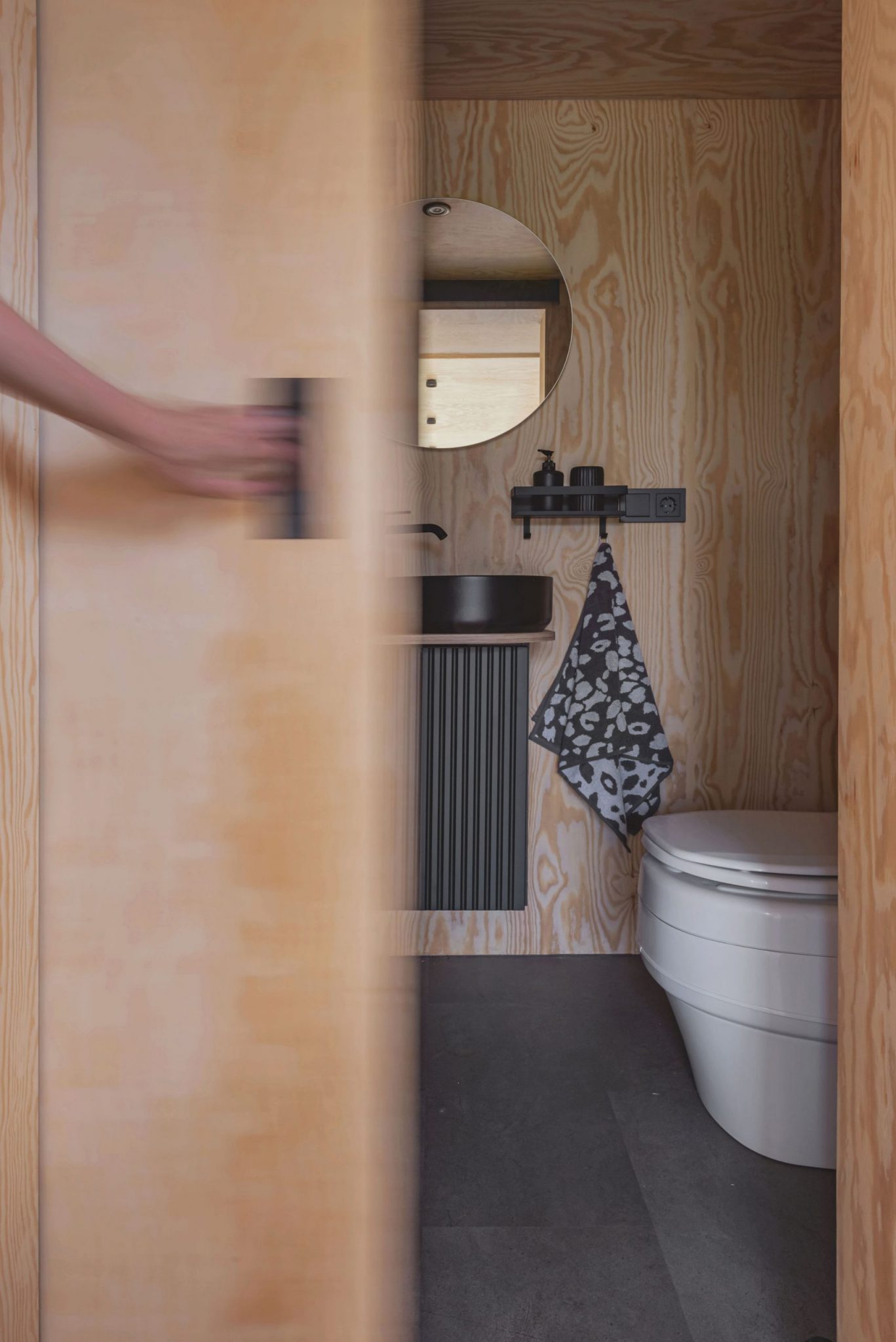 salle de bain tiny house européenne de 22m2