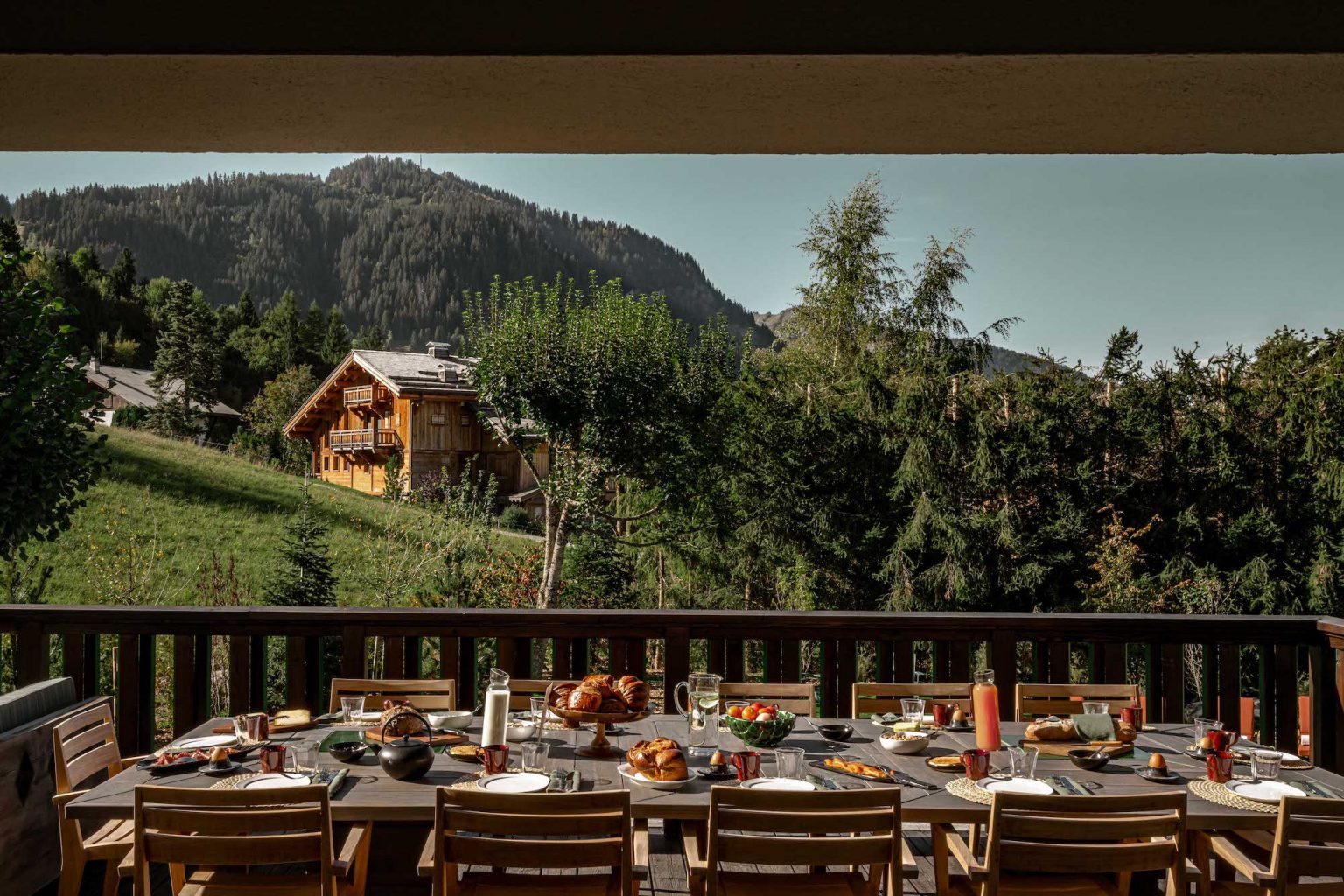 terrasse chalet Megève avec piscine Le Sarto Iconic House