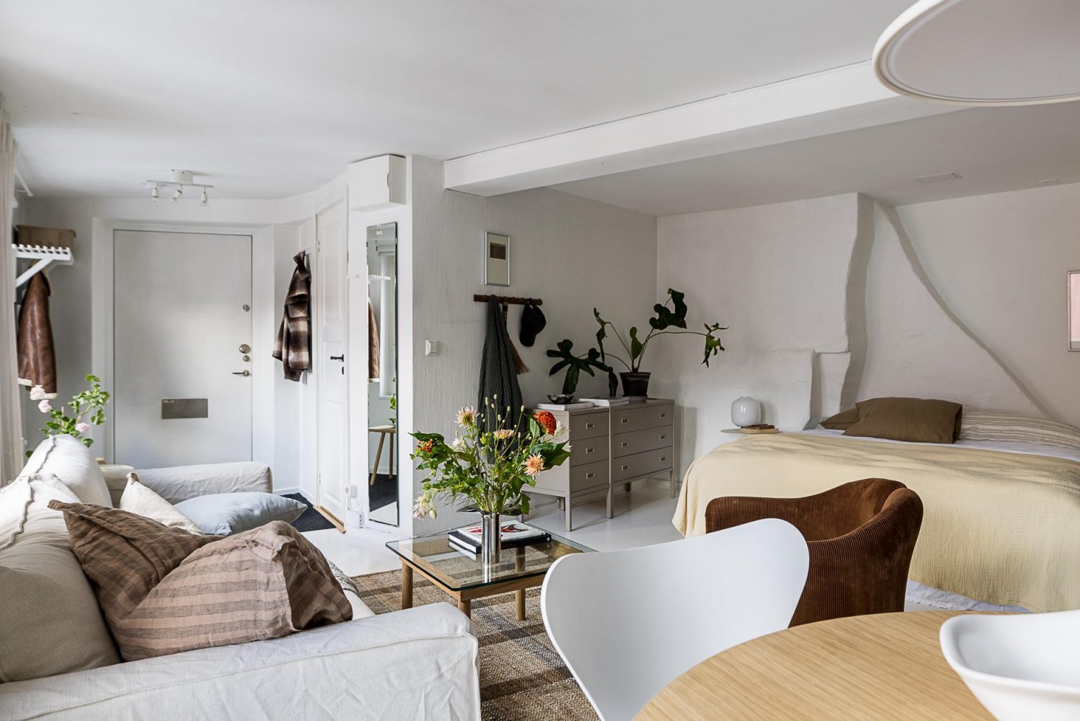 studio 36m2 sous combles décoration scandinave