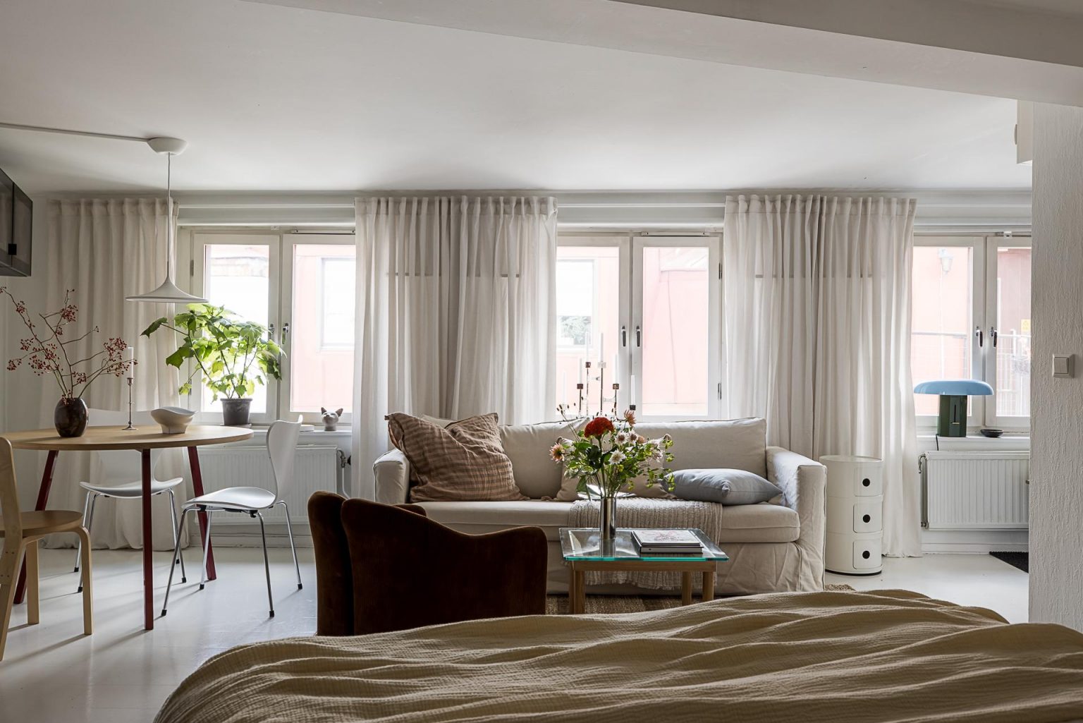 studio 36m2 sous combles décoration scandinave