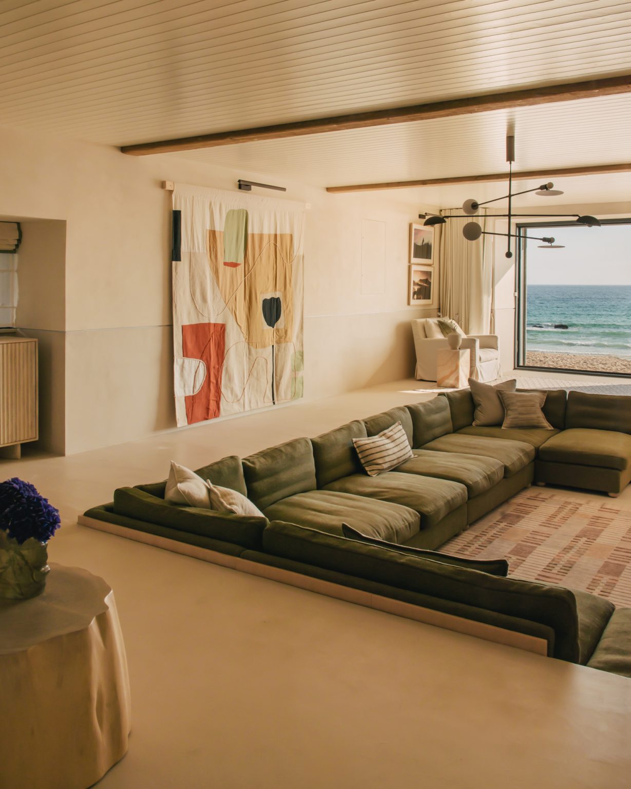 salon canapé intégré décoration contemporaine