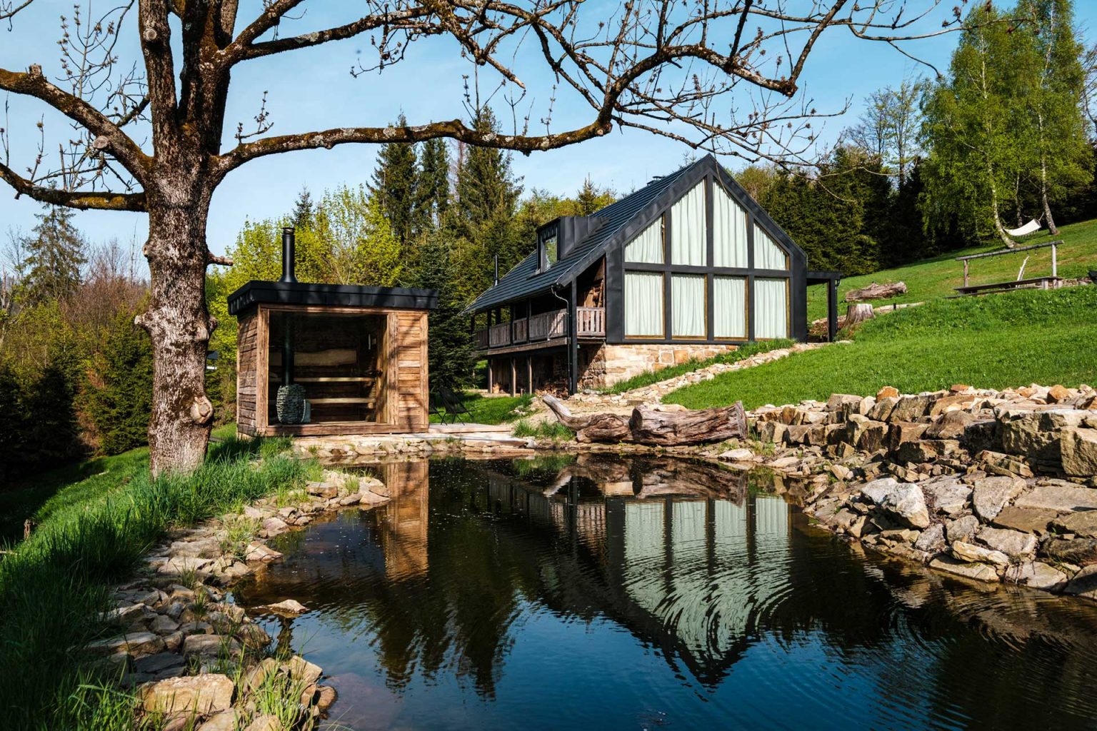 Chata Pytlorka maison en bois avec sauna 