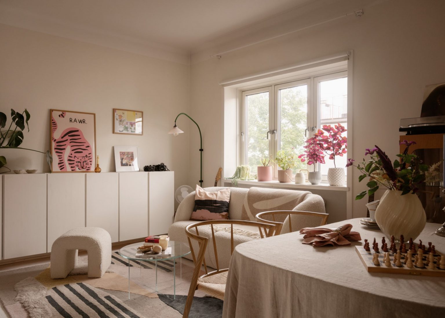 salon studio 33m2 décoration scandinave beige