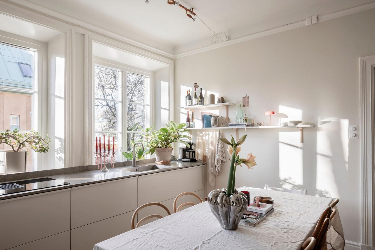 cuisine et salle à manger appartement en duplex décoration scandinave